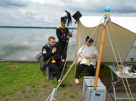 Brunswicker sergeant major smokes a pipe.